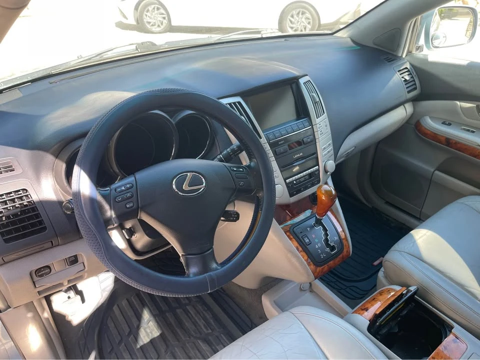 2005 Lexus RX 2nd Gen - Image 6 of 6