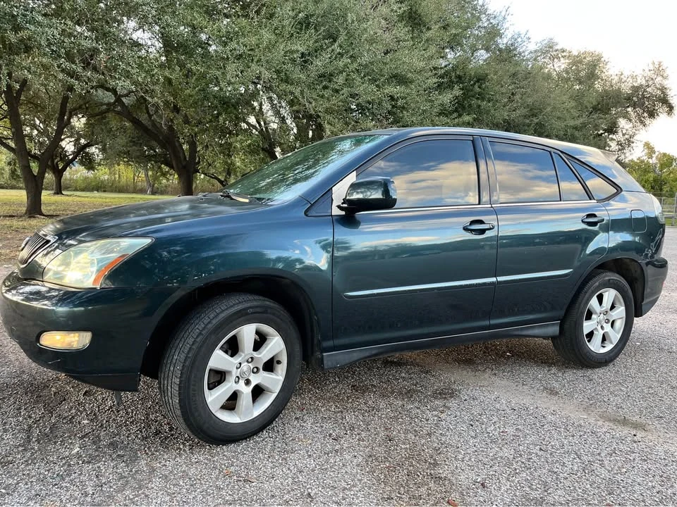 2005 Lexus RX 2nd Gen - Image 5 of 5