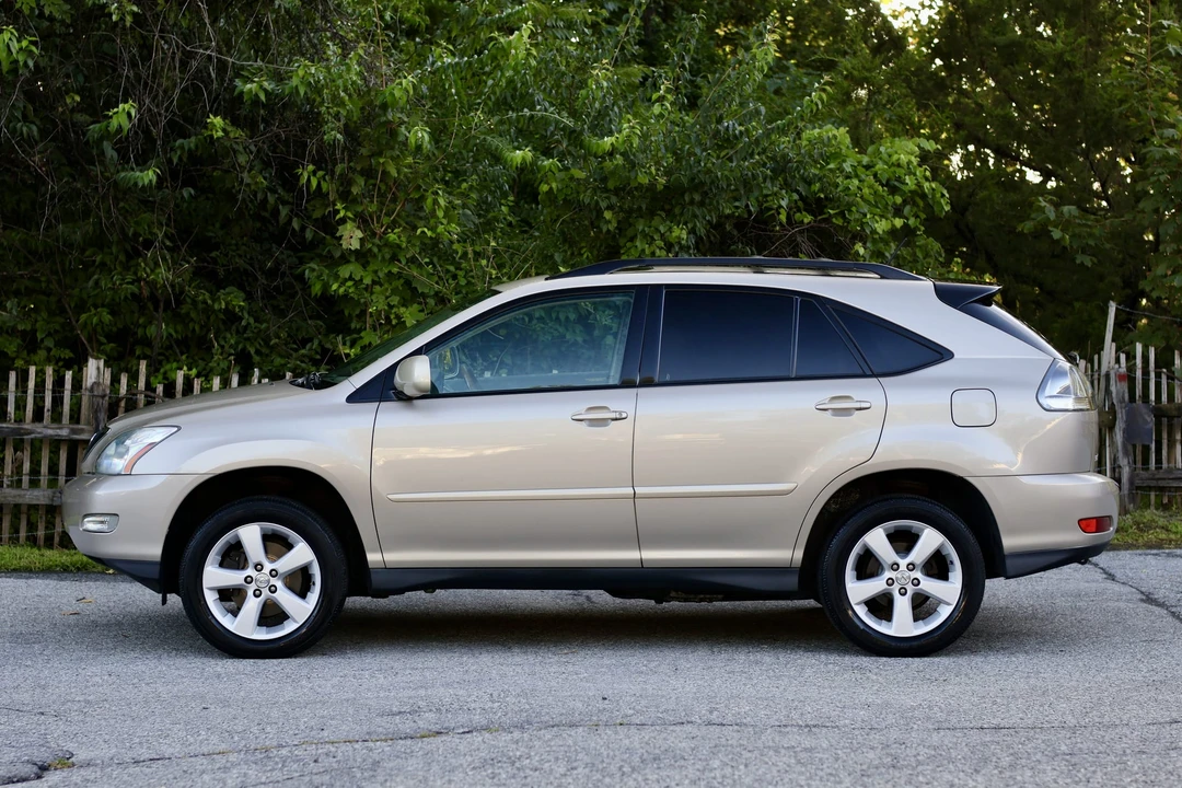 2005 Lexus RX 2nd Gen - Image 6 of 31