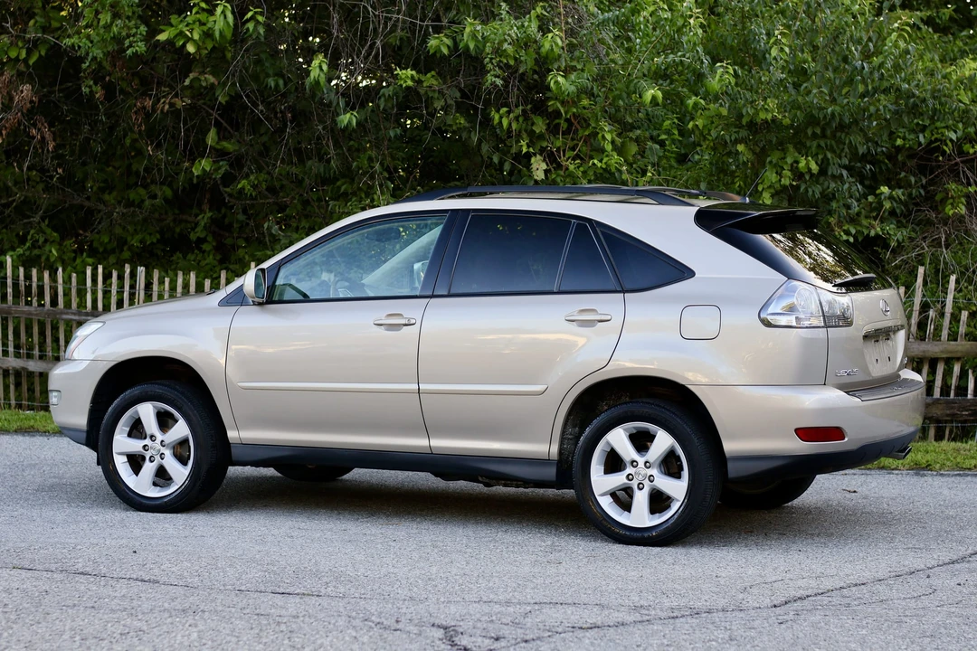 2005 Lexus RX 2nd Gen - Image 7 of 31