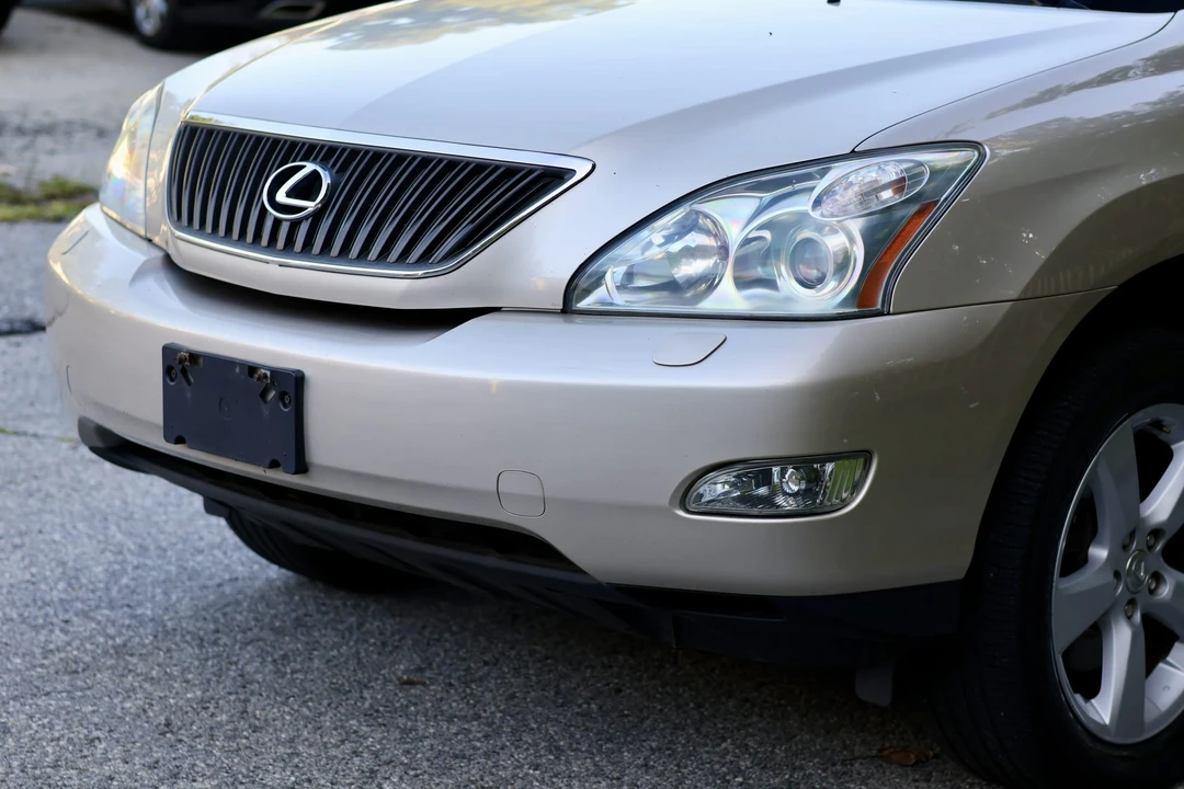 2005 Lexus RX 2nd Gen - Image 24 of 31