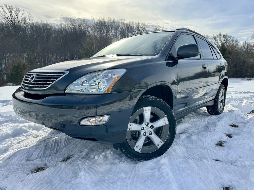 2005 Lexus RX 2nd Gen - Image 3 of 31