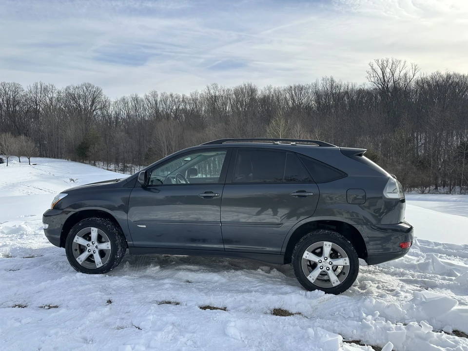 2005 Lexus RX 2nd Gen - Image 18 of 31