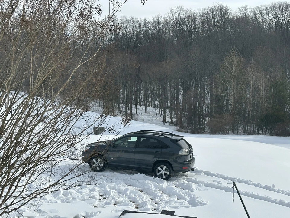 2005 Lexus RX 2nd Gen - Image 15 of 31