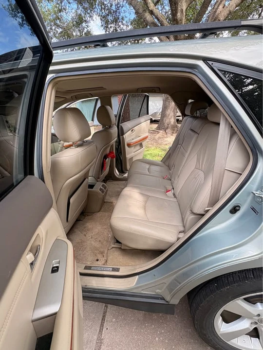 2005 Lexus RX 2nd Gen - Image 8 of 8