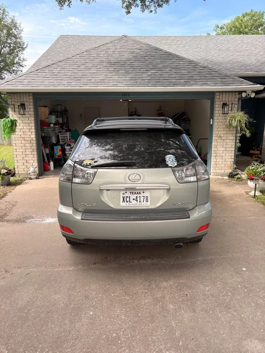 2005 Lexus RX 2nd Gen - Image 3 of 8