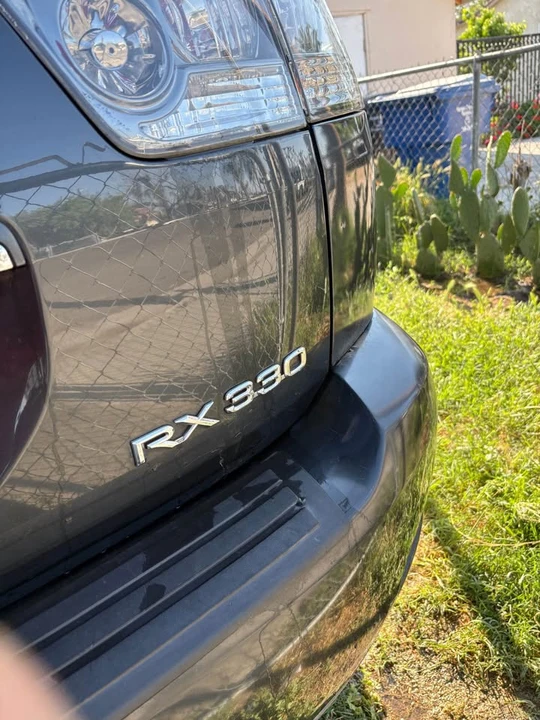 2005 Lexus RX 2nd Gen - Image 5 of 5