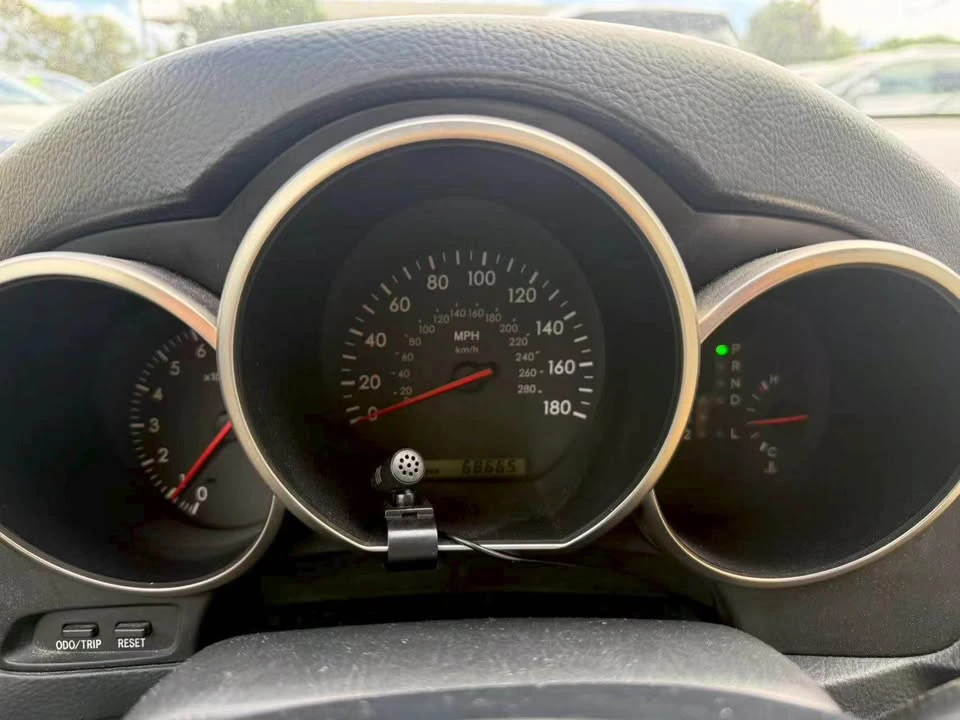 2005 Lexus SC430 - Image 10 of 10
