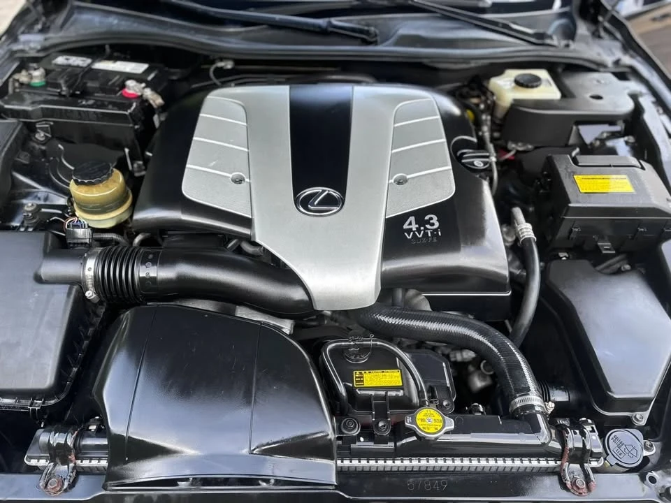 2005 Lexus SC430 - Image 11 of 20