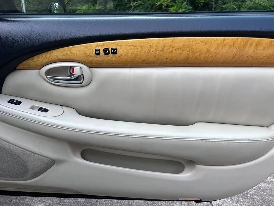 2005 Lexus SC430 - Image 15 of 20