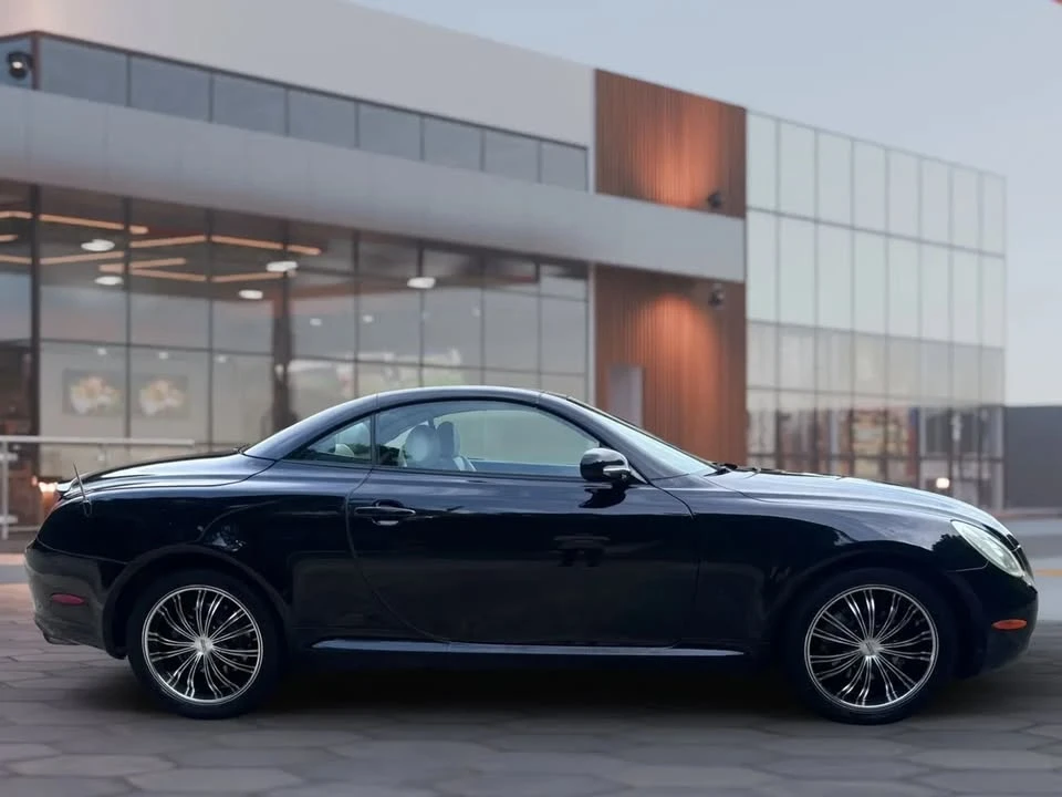 2005 Lexus SC430 - Image 6 of 20