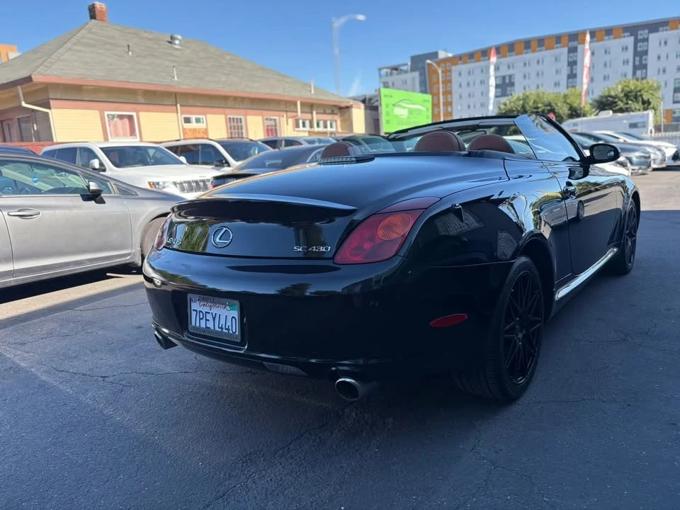2005 Lexus SC430 - Image 10 of 20