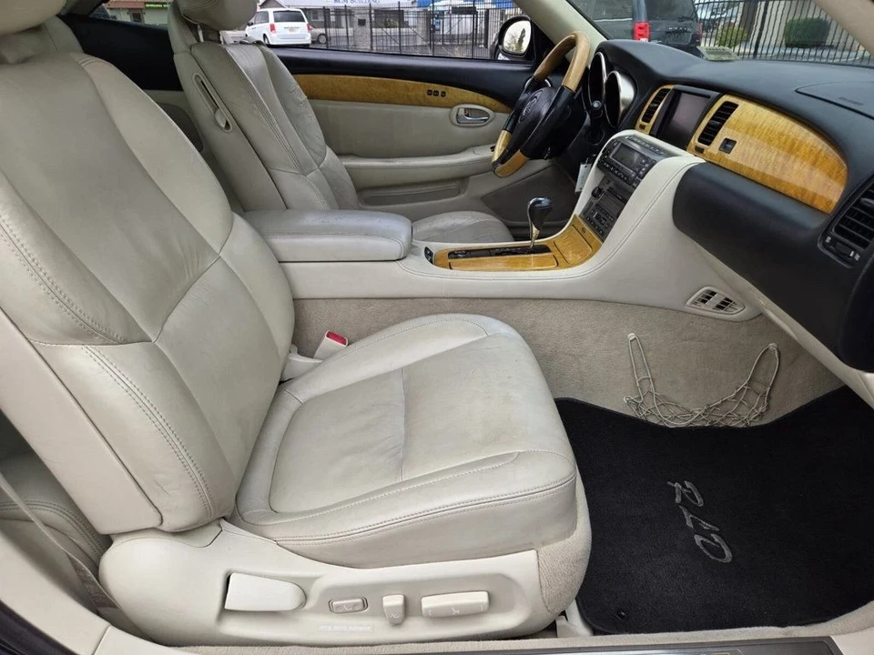 2005 Lexus SC430 - Image 11 of 19