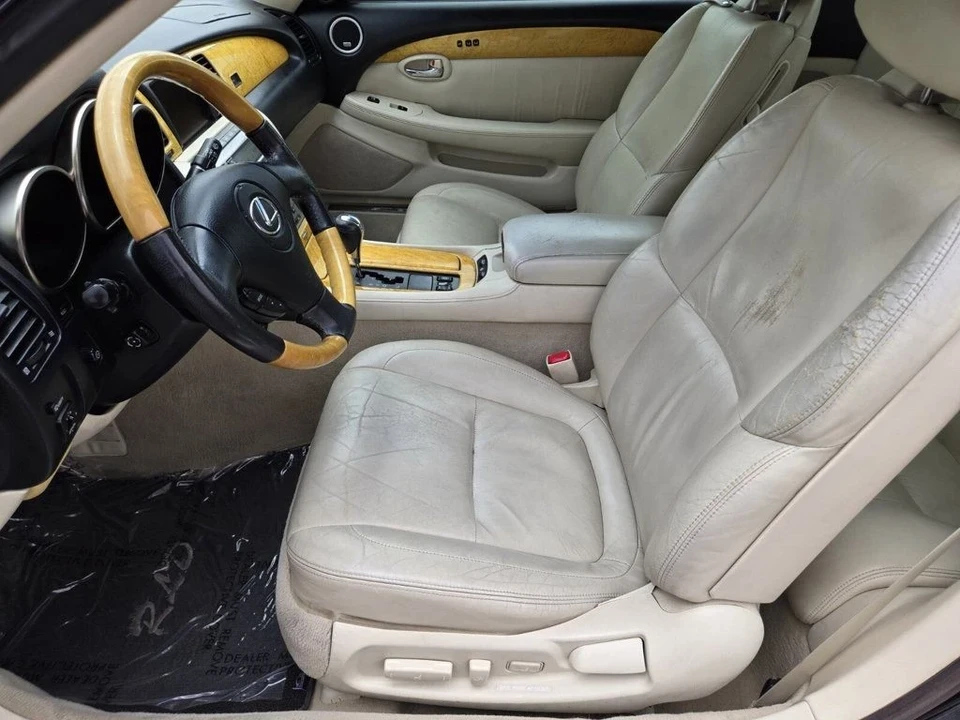 2005 Lexus SC430 - Image 7 of 19
