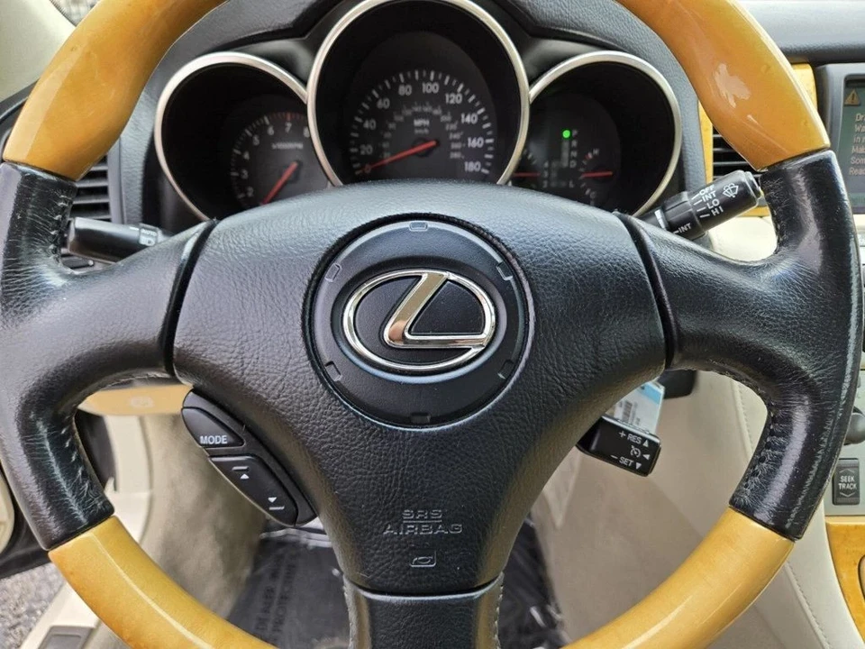 2005 Lexus SC430 - Image 15 of 19