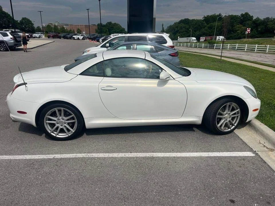 2005 Lexus SC430 - Image 6 of 9