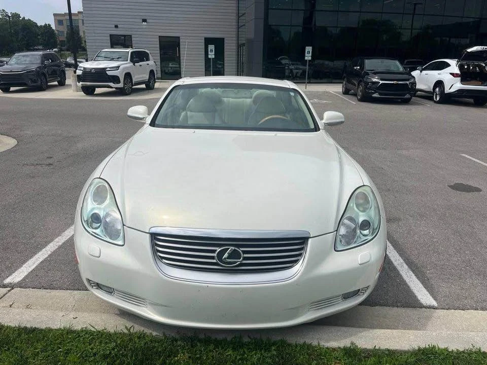 2005 Lexus SC430 - Image 7 of 9