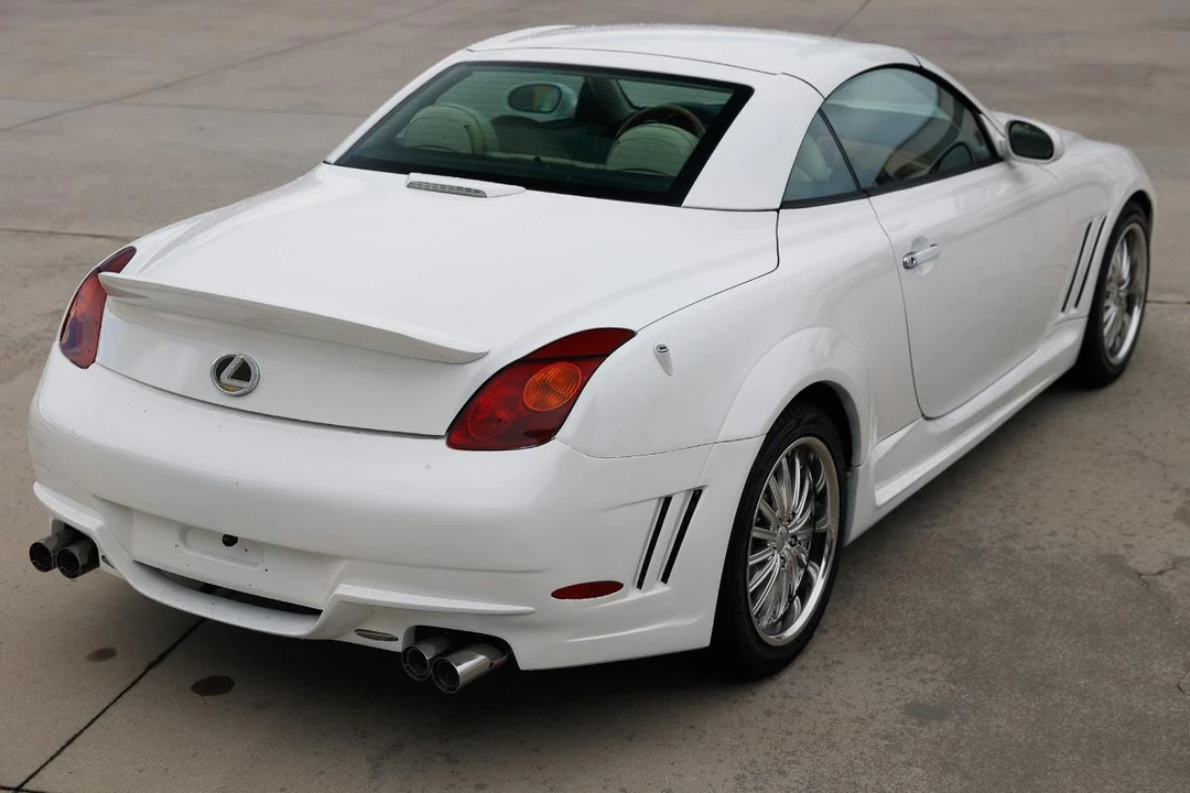 2005 Lexus SC430 - Image 11 of 31