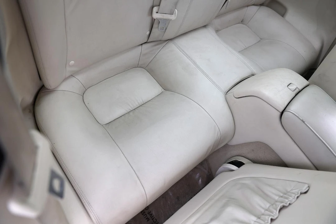 2005 Lexus SC430 - Image 12 of 31