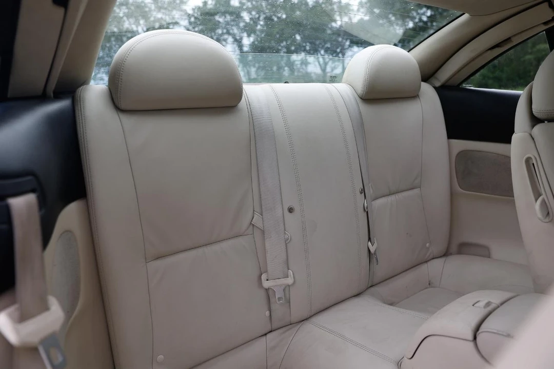 2005 Lexus SC430 - Image 14 of 31