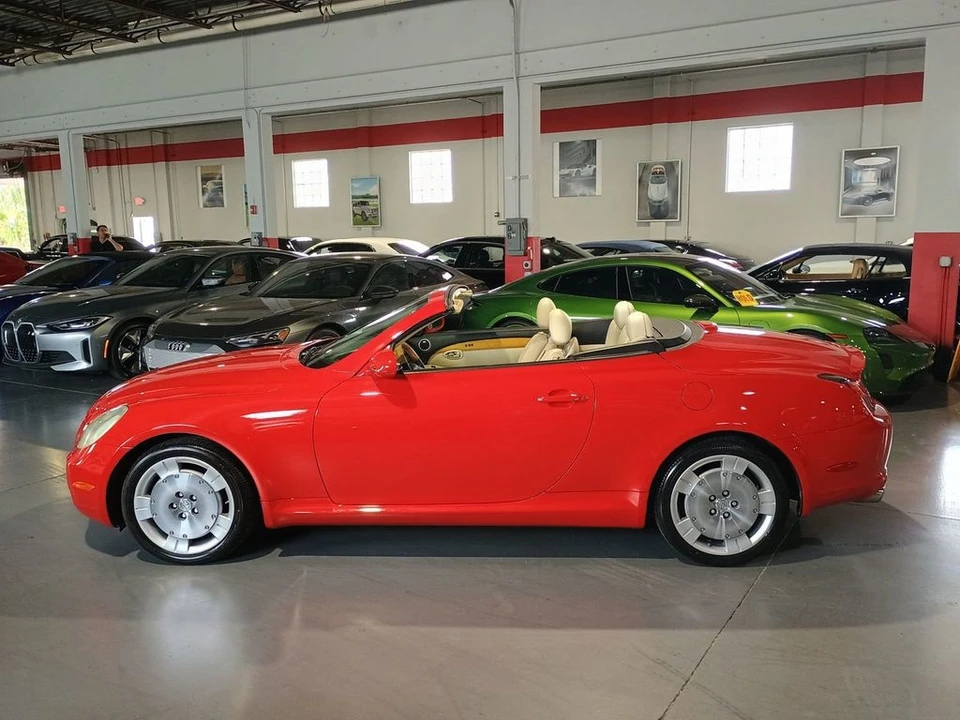 2005 Lexus SC430 - Image 3 of 12