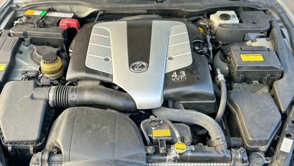 2005 Lexus SC430 - Image 19 of 20