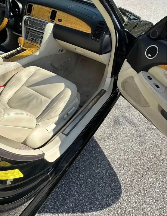 2005 Lexus SC430 - Image 7 of 9