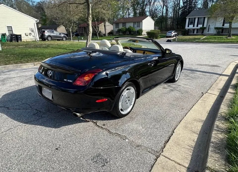 2005 Lexus SC430 - Image 4 of 9