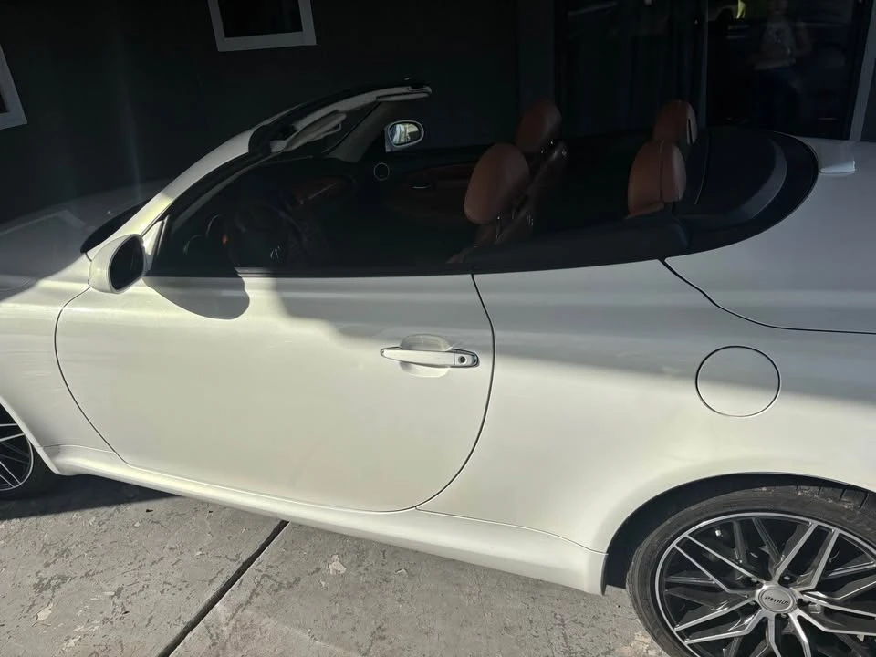 2005 Lexus SC430 - Image 3 of 5