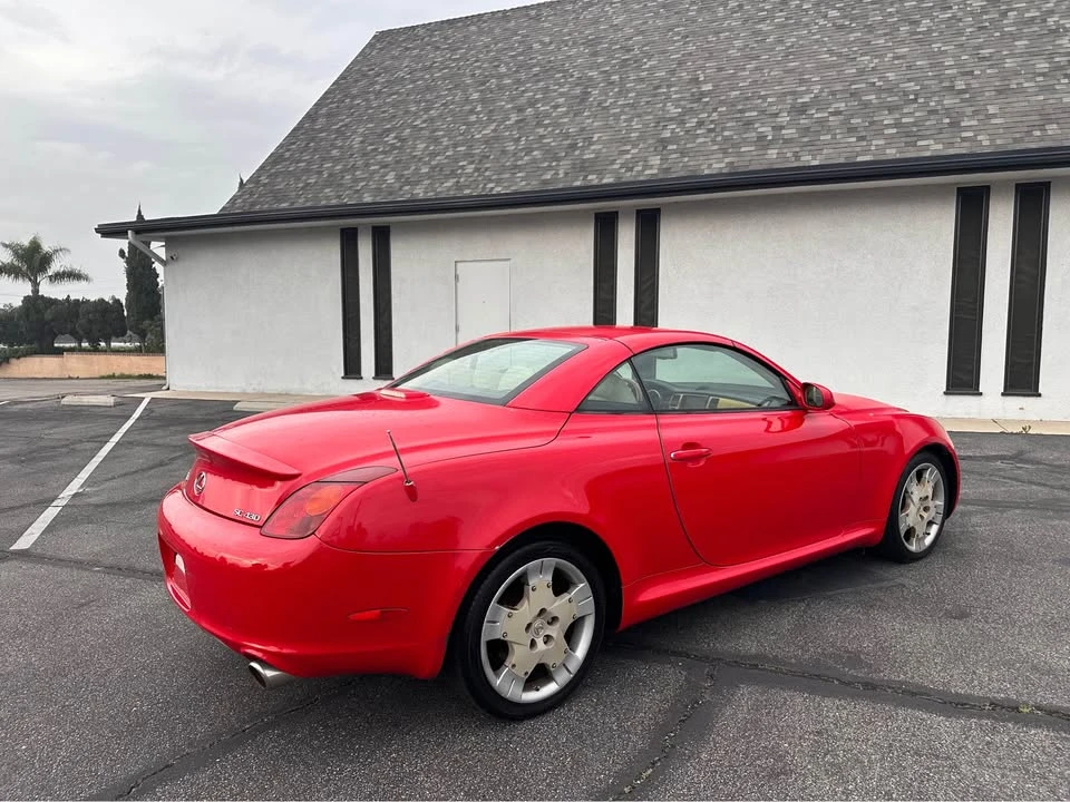 2005 Lexus SC430 - Image 3 of 15