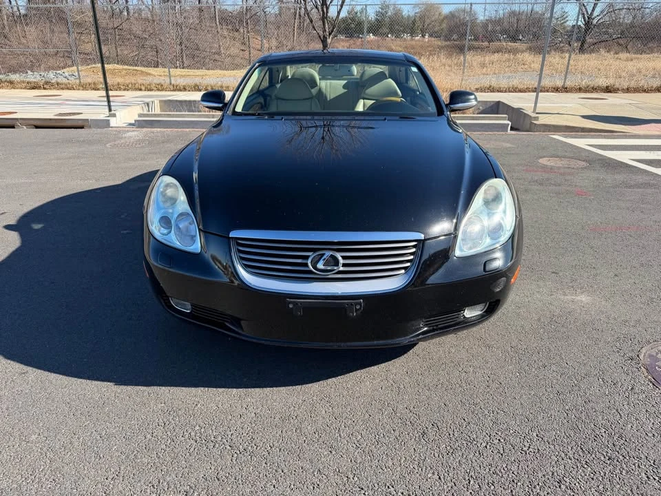 2005 Lexus SC430 - Image 2 of 15