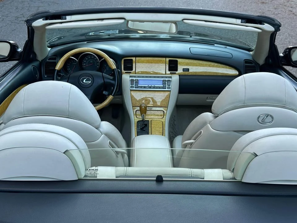 2005 Lexus SC430 - Image 15 of 20