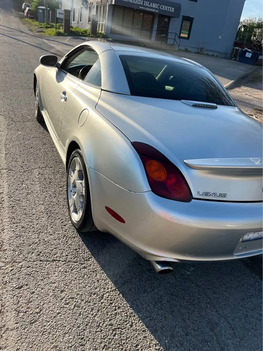 2005 Lexus SC430 - Image 13 of 17