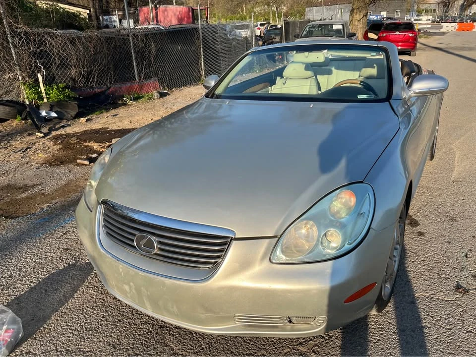 2005 Lexus SC430 - Image 8 of 17
