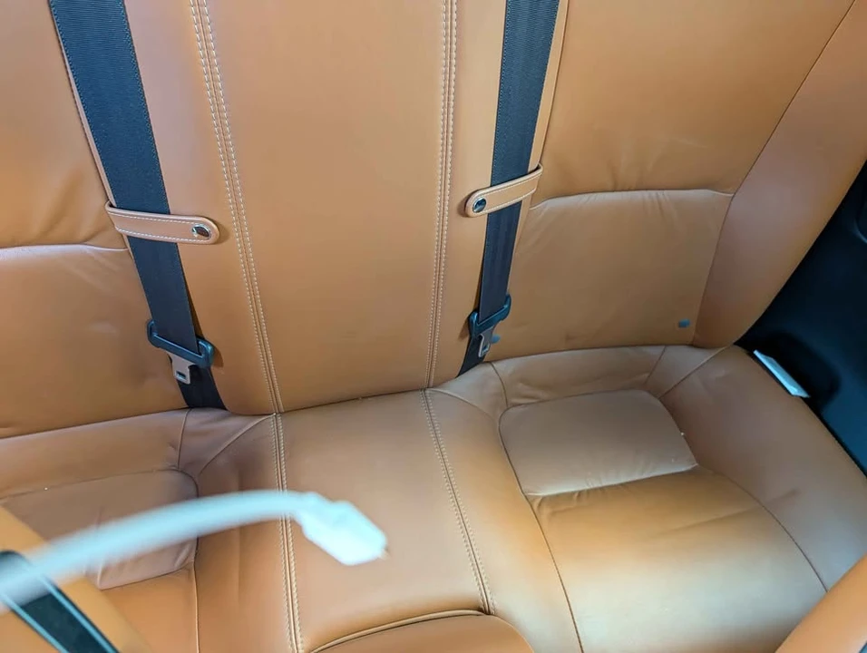 2005 Lexus SC430 - Image 5 of 6