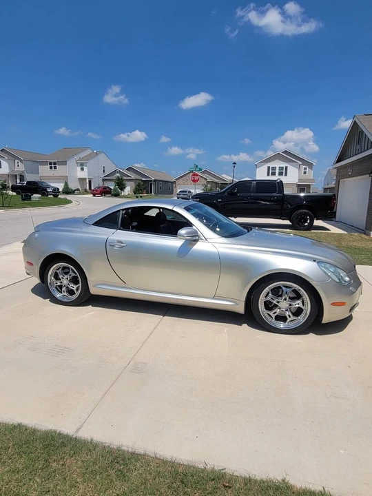 2005 Lexus SC430 - Image 4 of 10