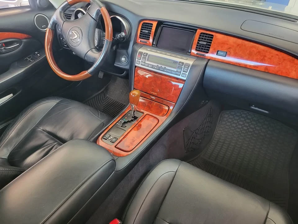 2005 Lexus SC430 - Image 7 of 10