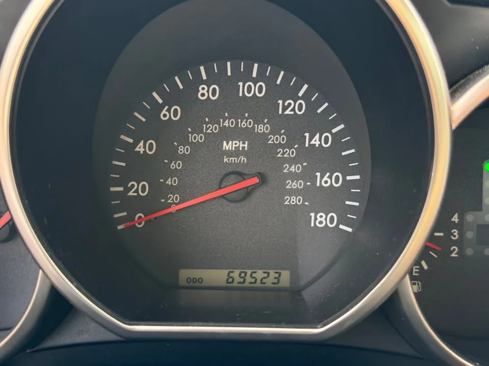 2005 Lexus SC430 - Image 14 of 20
