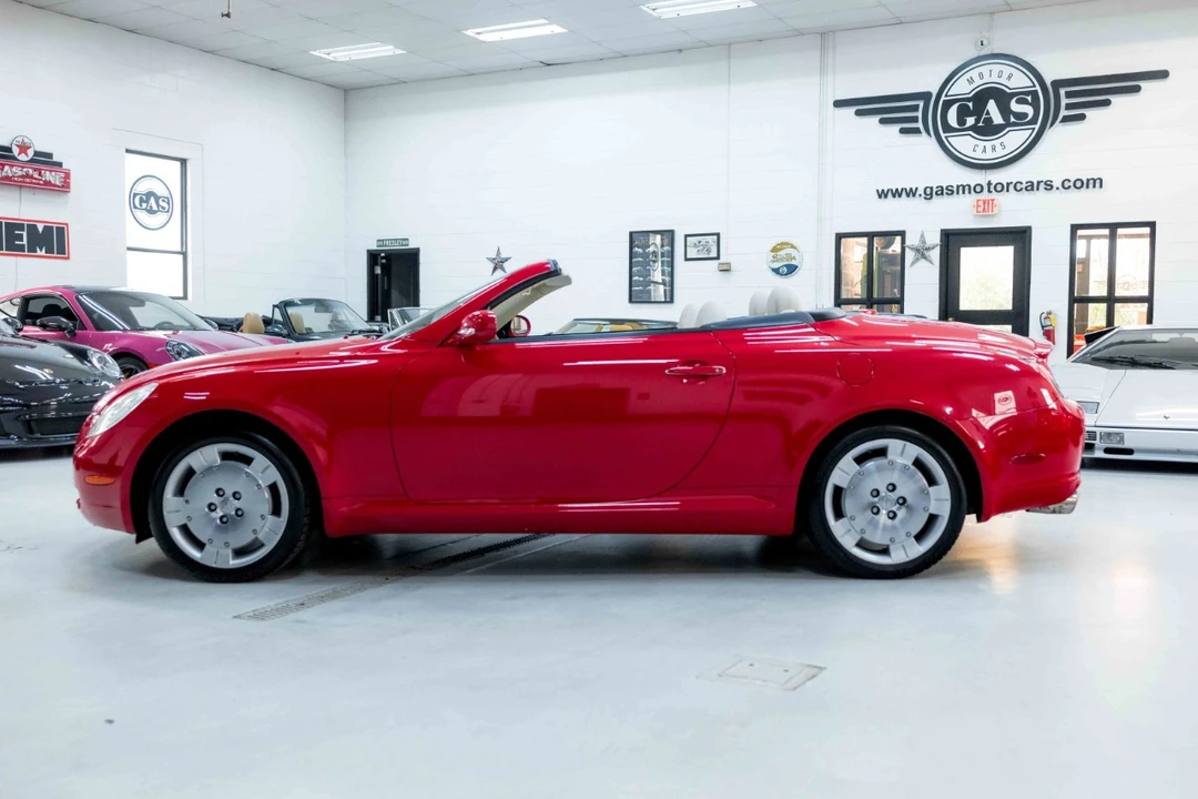 2005 Lexus SC430 - Image 11 of 21