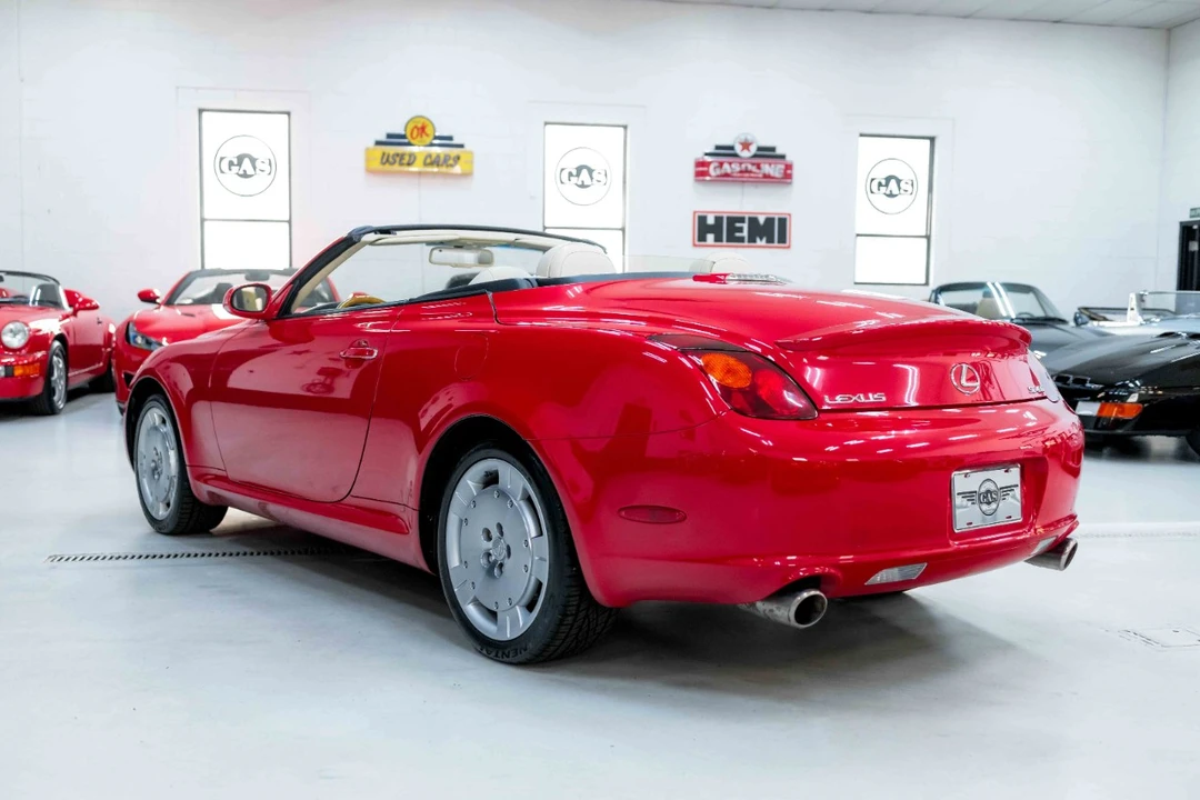 2005 Lexus SC430 - Image 10 of 21