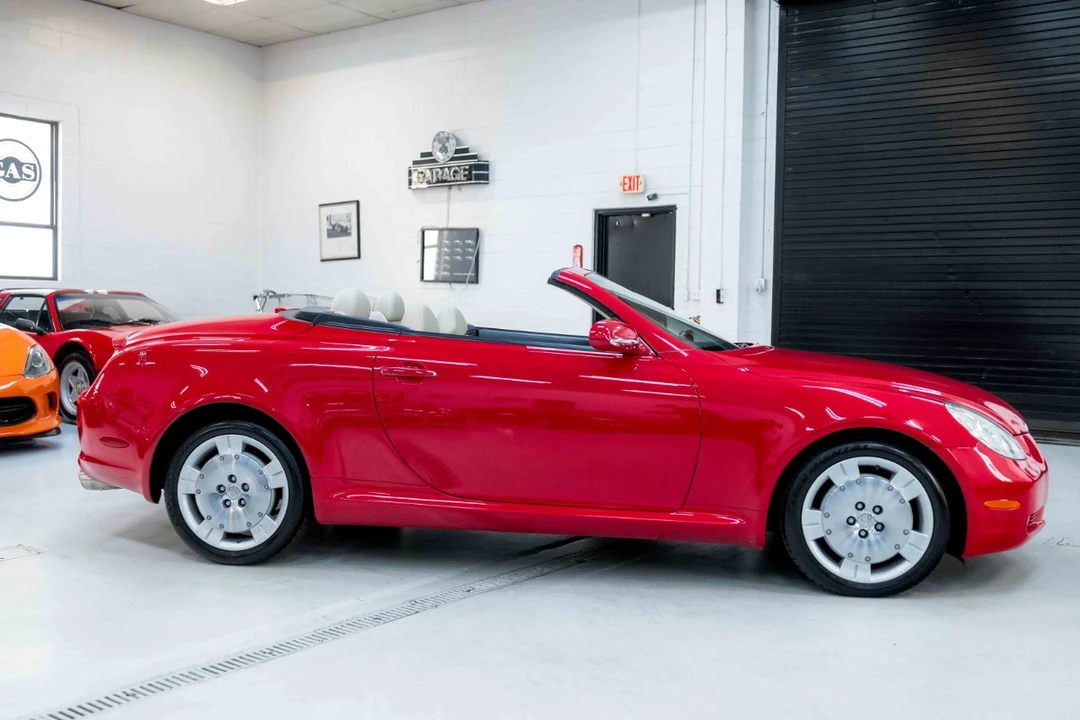 2005 Lexus SC430 - Image 7 of 21