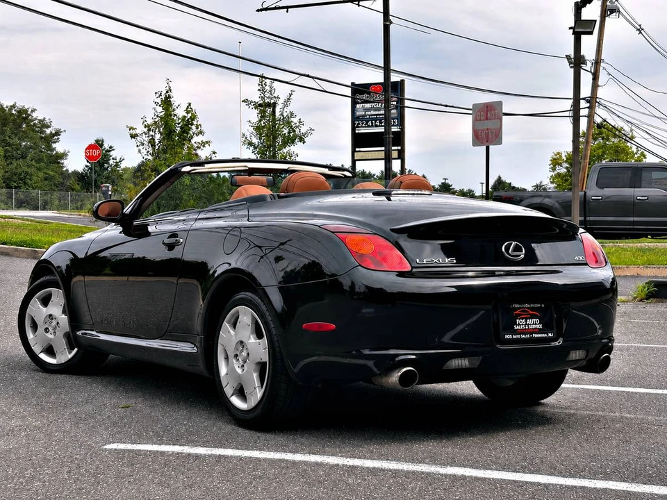 2005 Lexus SC430 - Image 11 of 20