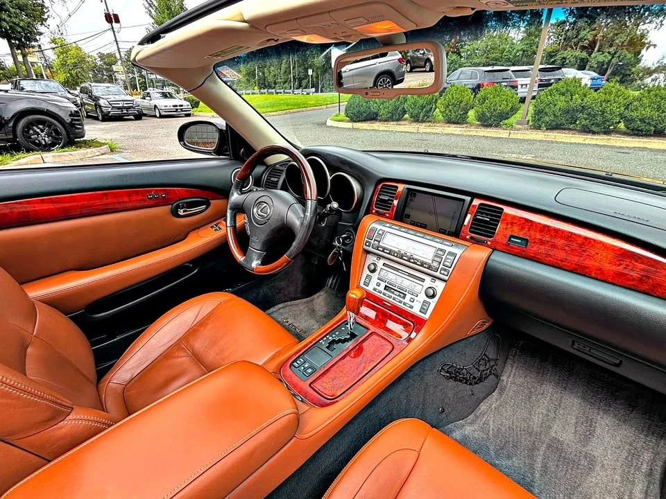 2005 Lexus SC430 - Image 15 of 20