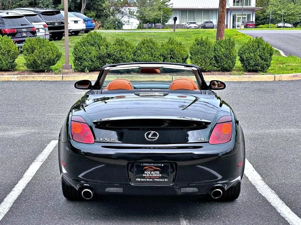 2005 Lexus SC430 - Image 10 of 20