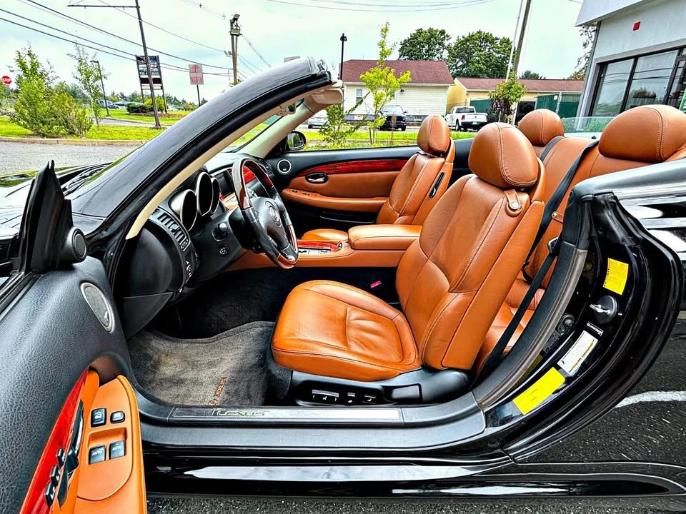 2005 Lexus SC430 - Image 13 of 20