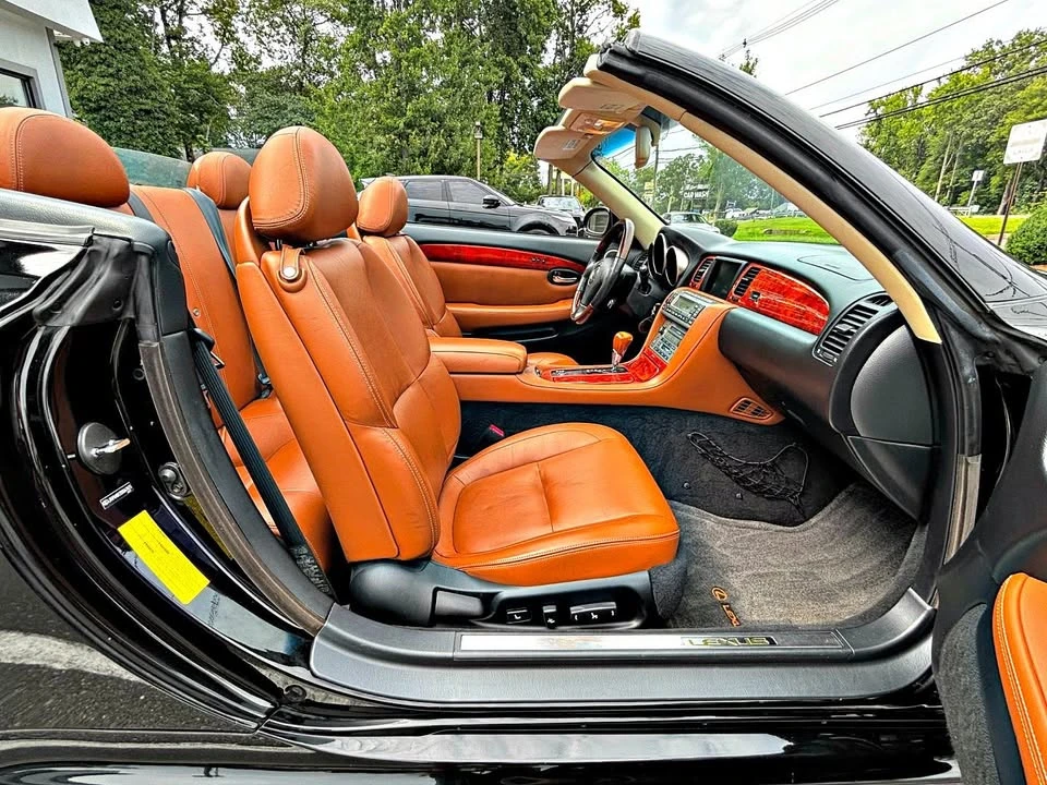 2005 Lexus SC430 - Image 17 of 20