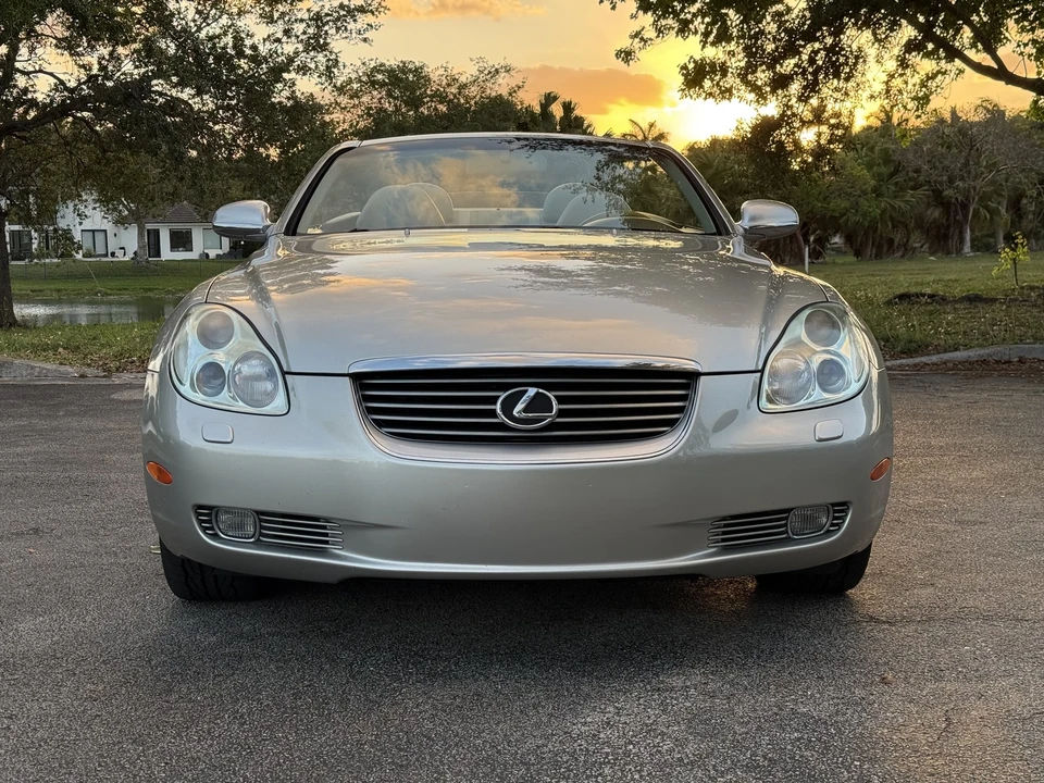 2005 Lexus SC430 - Image 12 of 31