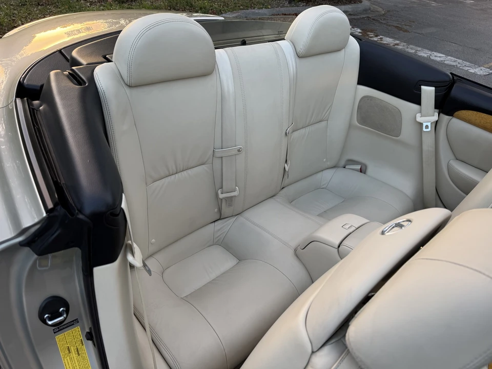 2005 Lexus SC430 - Image 18 of 31