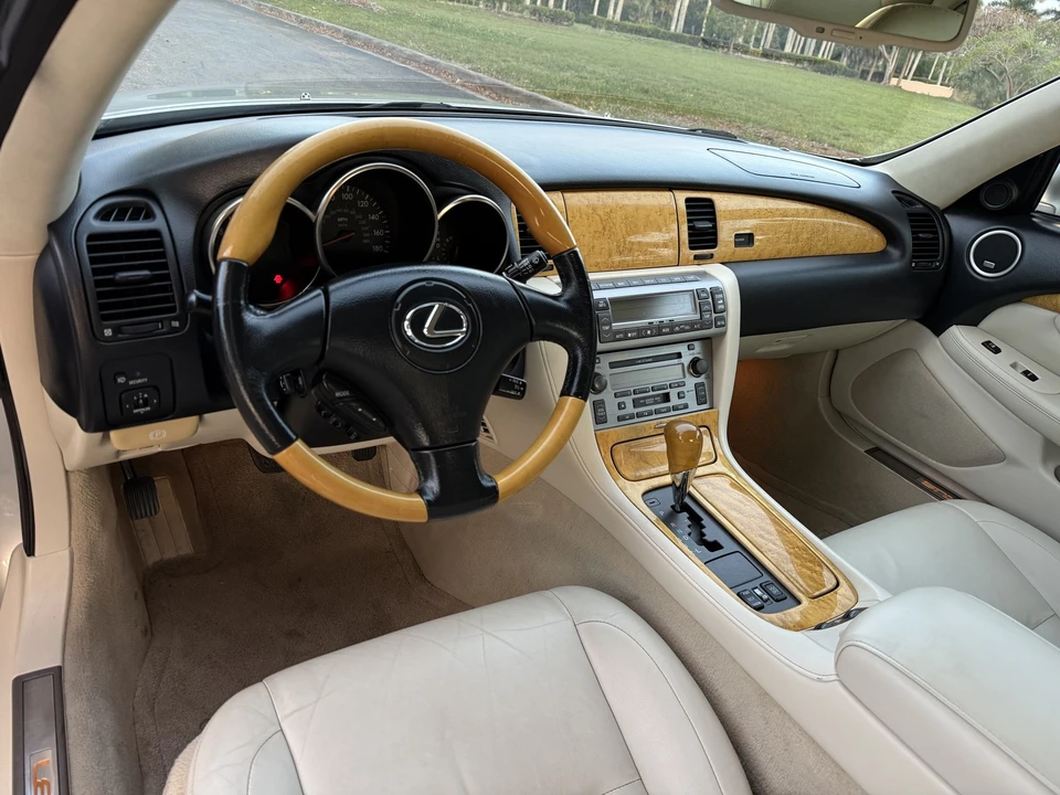 2005 Lexus SC430 - Image 28 of 31