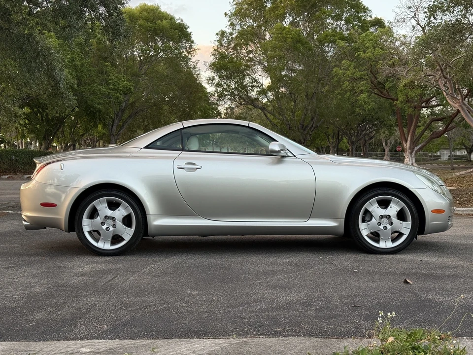 2005 Lexus SC430 - Image 24 of 31
